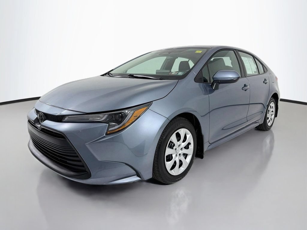 Used 2024 Toyota Corolla LE FWD image 3