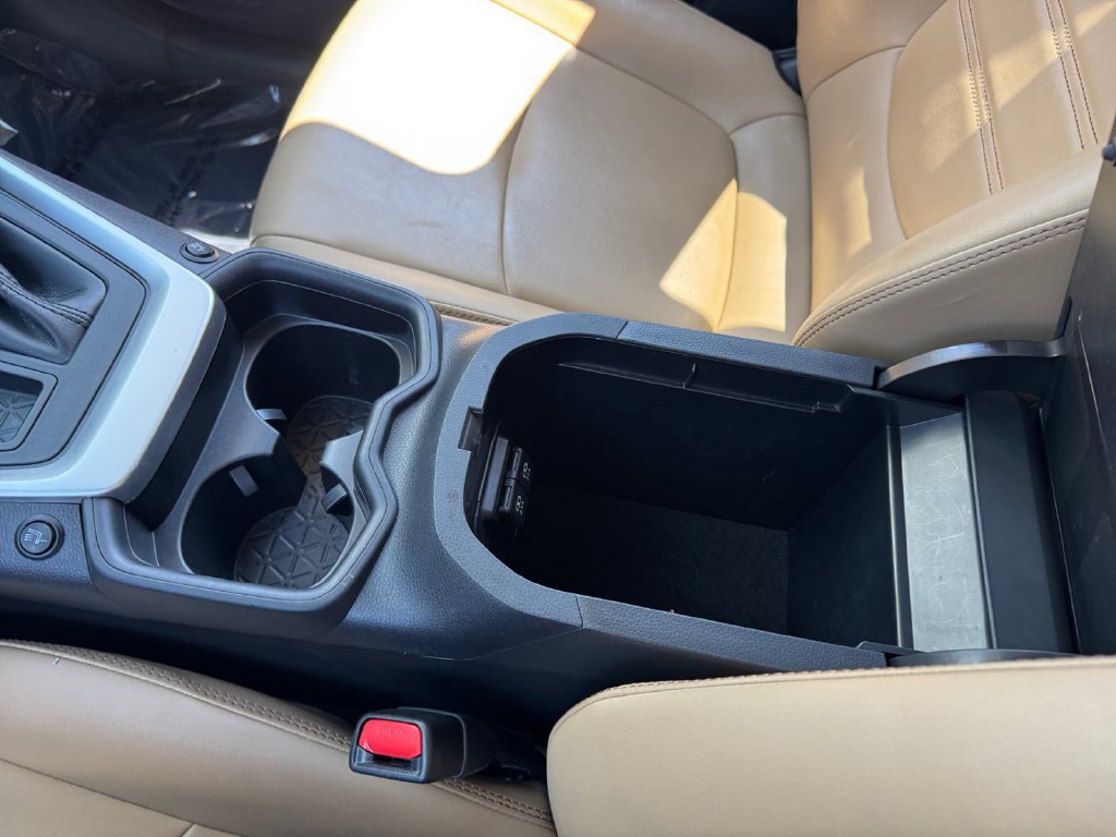 Certified 2019 Toyota RAV4 XLE Premium FWD image 28