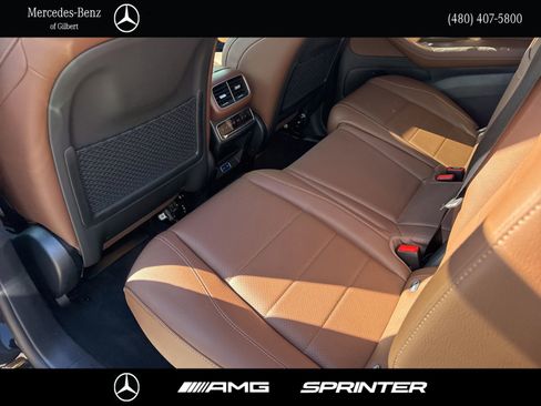 Certified 2025 Mercedes-Benz GLS 450 4MATIC image 23