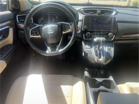 Used 2017 Honda CR-V Touring image 12