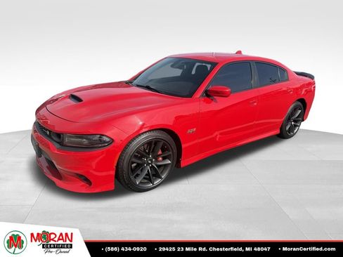 Used 2019 Dodge Charger Scat Pack RWD image 2