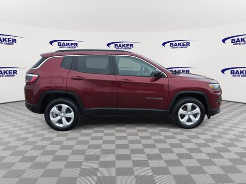 Used 2022 Jeep Compass Latitude w/ Convenience Group image 4