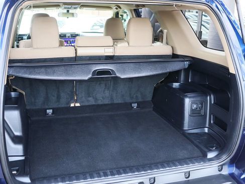 Used 2017 Toyota 4Runner SR5 image 25