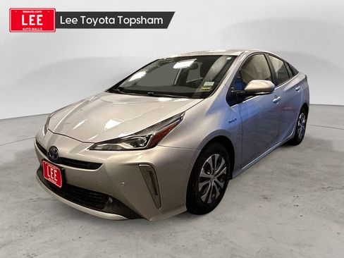 Used 2022 Toyota Prius XLE image 1