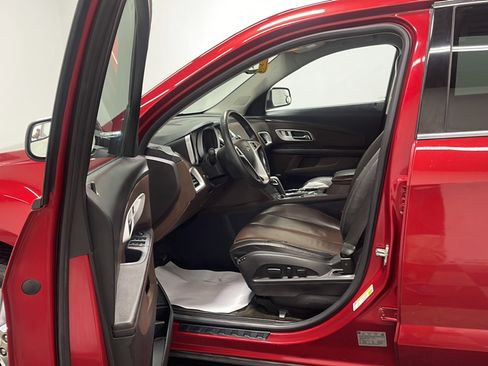 Used 2012 Chevrolet Equinox LTZ FWD image 2