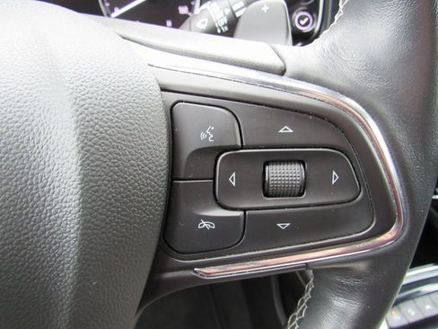 Used 2021 Buick Envision Essence w/ Sport Touring Package image 15