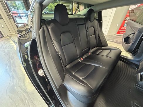 Used 2019 Tesla Model 3 Long Range AWD/4WD image 5