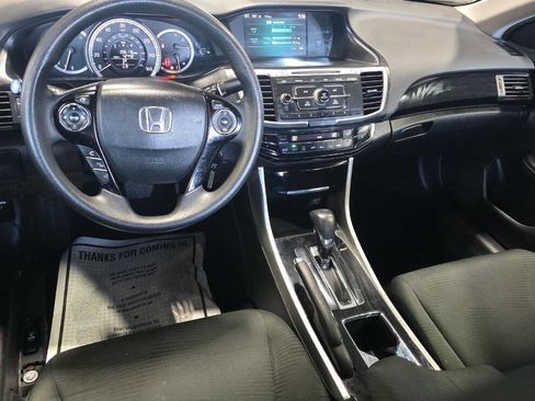 Used 2017 Honda Accord LX image 10