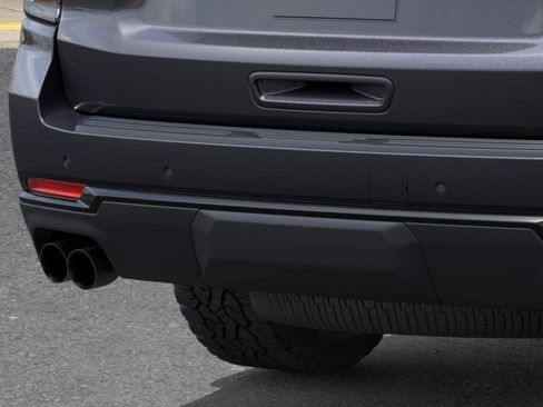 New 2026 Chevrolet Suburban Z71 w/ Z71 Off-Road Package image 15