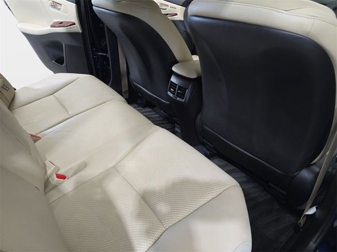 Used 2010 Lexus HS 250h image 13