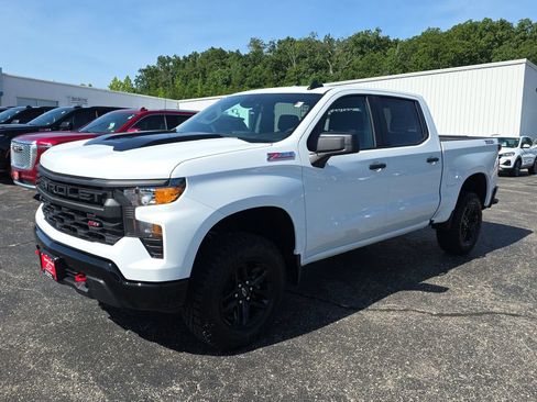 New 2026 Chevrolet Silverado 1500 Custom Trail Boss AWD/4WD image 4