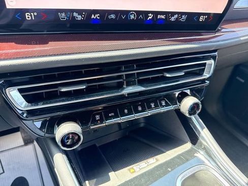 Used 2024 Chevrolet Traverse RS w/ LPO, Floor Liner Package FWD image 19