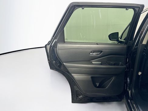 Used 2023 Nissan Pathfinder SL w/ SL Premium Package FWD image 28