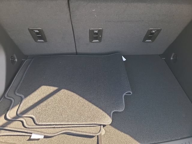 New 2027 Chevrolet Bolt LT FWD image 9