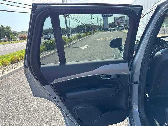Certified 2024 Volvo XC90 B5 Core w/ Protection Package Premier AWD/4WD image 16