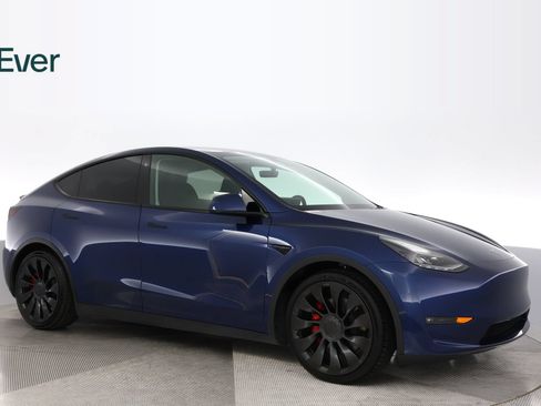Used 2023 Tesla Model Y Performance AWD/4WD image 14