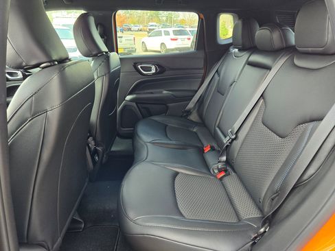 New 2026 Jeep Compass Latitude image 26