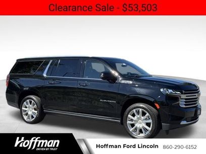 Used 2022 Chevrolet Suburban High Country w/ Premium Package 2