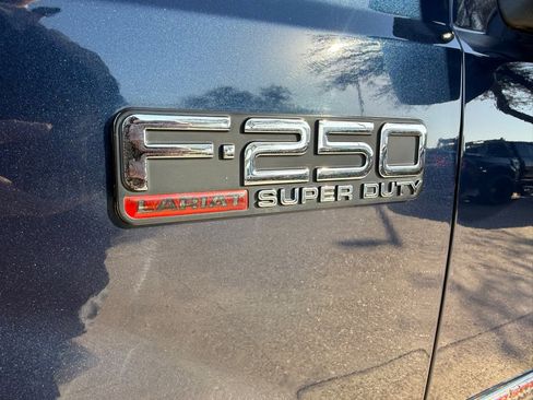 Used 2003 Ford F250 4x4 Crew Cab Super Duty image 11