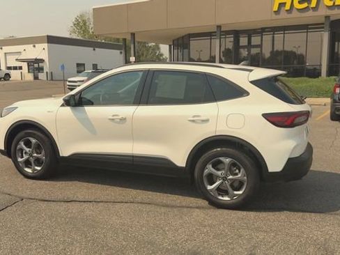 Used 2025 Ford Escape ST-Line w/ Tech Pack #1 AWD/4WD image 6