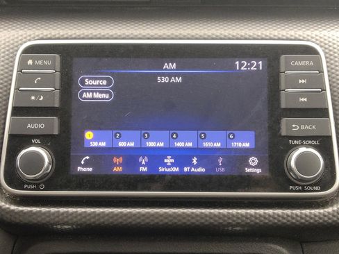 Used 2019 Nissan Kicks SV image 25