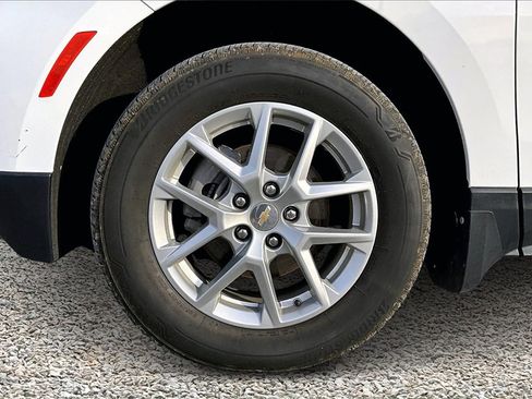 Used 2023 Chevrolet Equinox LT w/ LPO, Floor Liner Package image 9