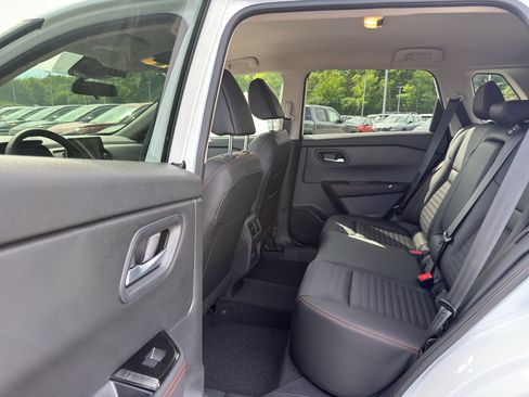 New 2026 Nissan Rogue SV AWD/4WD image 29