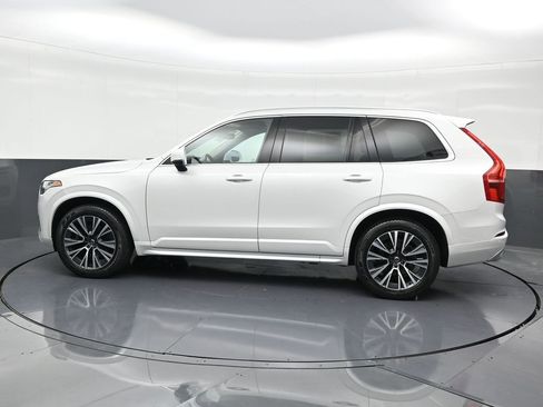 Used 2021 Volvo XC90 T6 Momentum w/ Protection Package Premier image 2