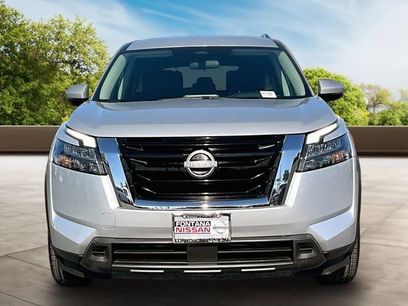 Certified 2024 Nissan Pathfinder SV