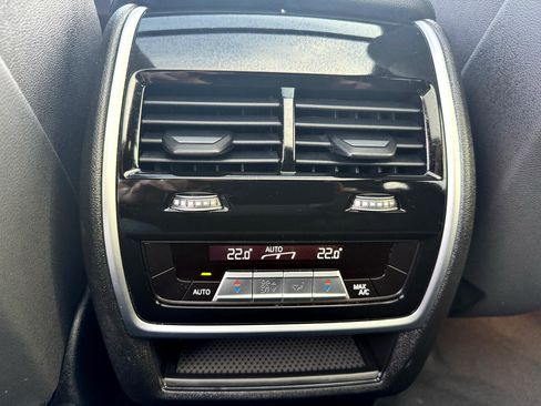 Used 2021 BMW X5 xDrive40i w/ Convenience Package image 15