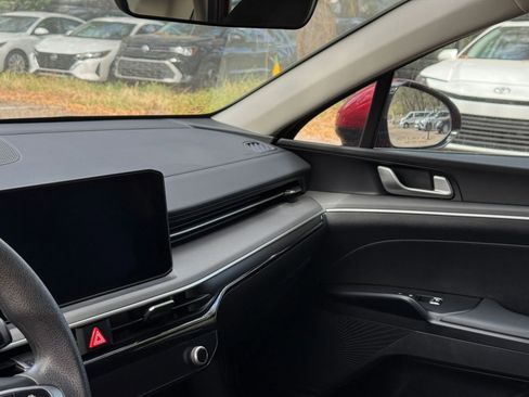 Used 2025 Kia K5 LXS image 31