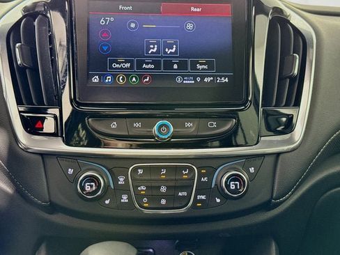 Used 2023 Chevrolet Traverse Premier w/ Redline Edition AWD/4WD image 36