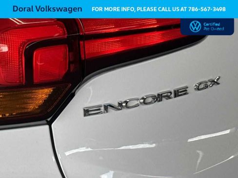 Used 2021 Buick Encore GX Preferred w/ Cold Weather Comfort Package FWD image 10