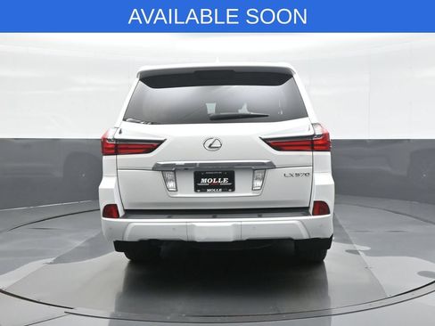 Used 2016 Lexus LX 570 4WD w/ Luxury Package image 6