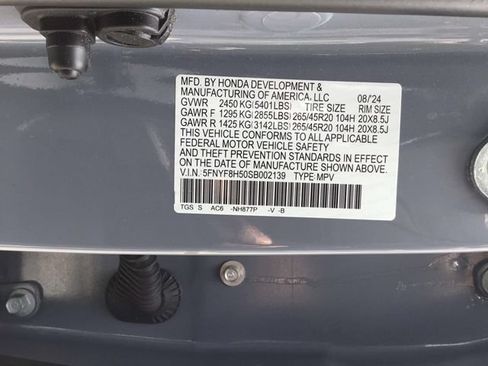 Used 2025 Honda Passport EX-L image 12