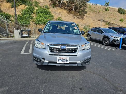 Used 2017 Subaru Forester 2.5i AWD/4WD image 12