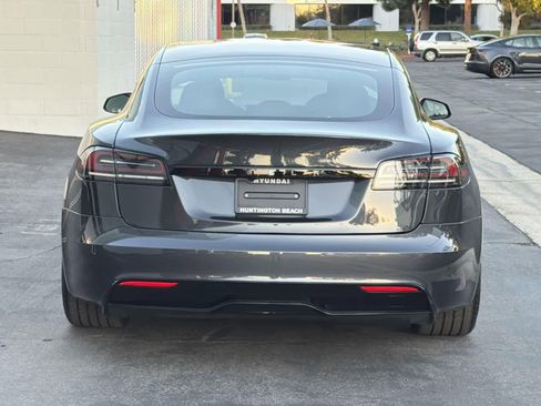 Used 2025 Tesla Model S image 5