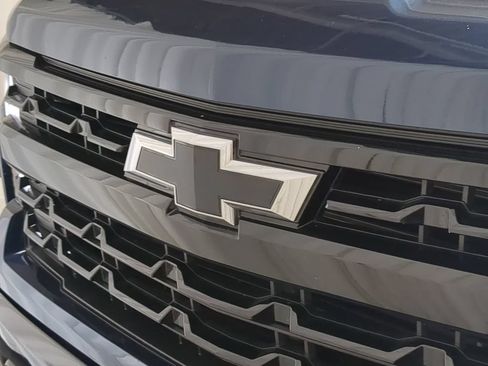 Used 2022 Chevrolet Silverado 1500 LT Trail Boss w/ Protection Package AWD/4WD image 15