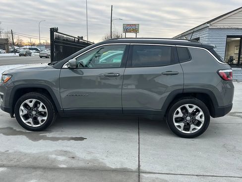 Used 2019 Jeep Compass Limited w/ Safety & Security Group image 8