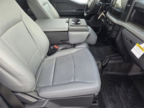 Used 2023 Ford F250 XL image 10