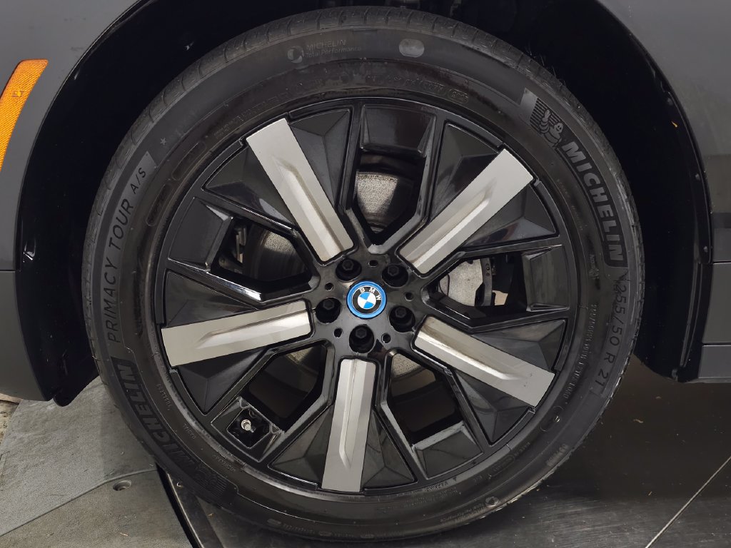Certified 2024 BMW iX xDrive50 AWD/4WD image 14
