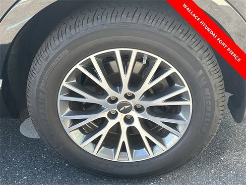 Used 2021 Genesis GV80 2.5T image 10