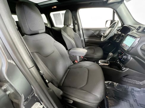 Used 2022 Jeep Renegade Altitude w/ Sun/Sound Group image 26