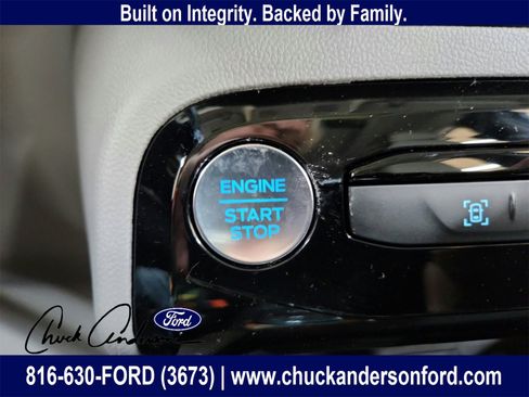 New 2025 Ford Escape Active w/ Active Premium Tech Pack image 19