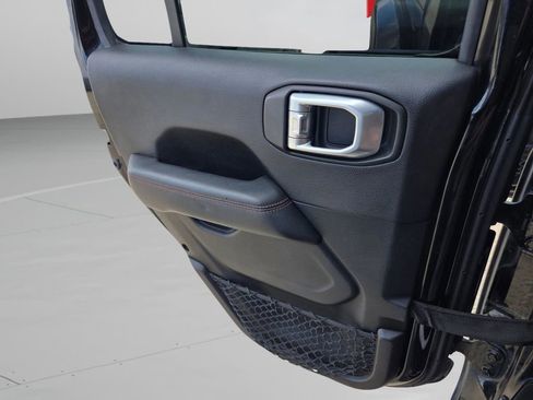 Used 2020 Jeep Gladiator Rubicon image 22