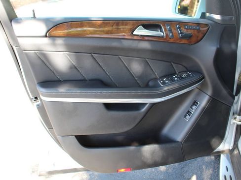 Used 2013 Mercedes-Benz GL 450 4MATIC image 14
