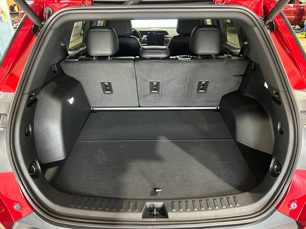 New 2026 GMC Terrain Elevation w/ Elevation Premium Package AWD/4WD image 13