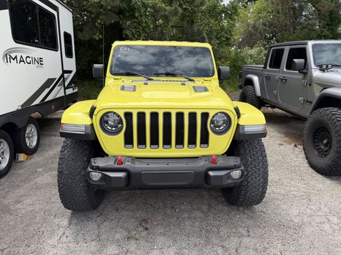 Used 2022 Jeep Wrangler Unlimited Rubicon w/ Xtreme Recon 35" Tire Package AWD/4WD image 13