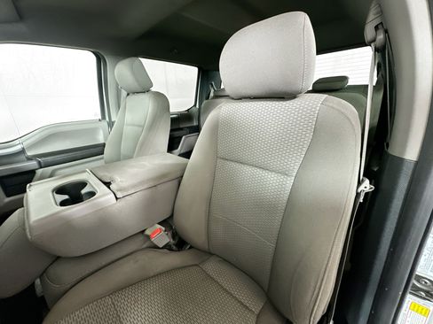 Used 2019 Ford F150 XLT w/ Equipment Group 302A Luxury AWD/4WD image 20
