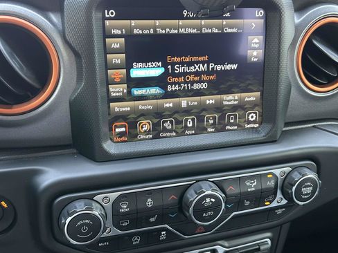 Used 2023 Jeep Gladiator Mojave w/ LED Lighting Group AWD/4WD image 21